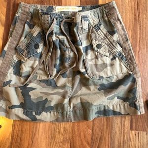 JCREW Camo Chino Classic Twill -100% Cotton Size 2